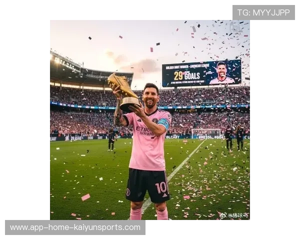 梅西举杯瞬间震撼全球，第47冠成为全场最热话题