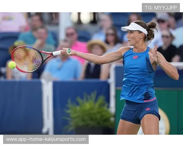 WTA总决赛首日综述:斯瓦泰克旗开得胜,莱巴金娜横扫迎开门红,wta2021